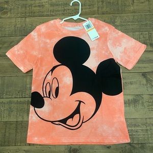 Disney top